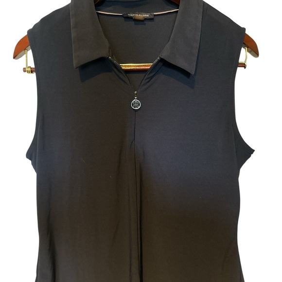 Tommy Hilfiger Black Sleeveless Button Down Blouse - Picture 4 of 4